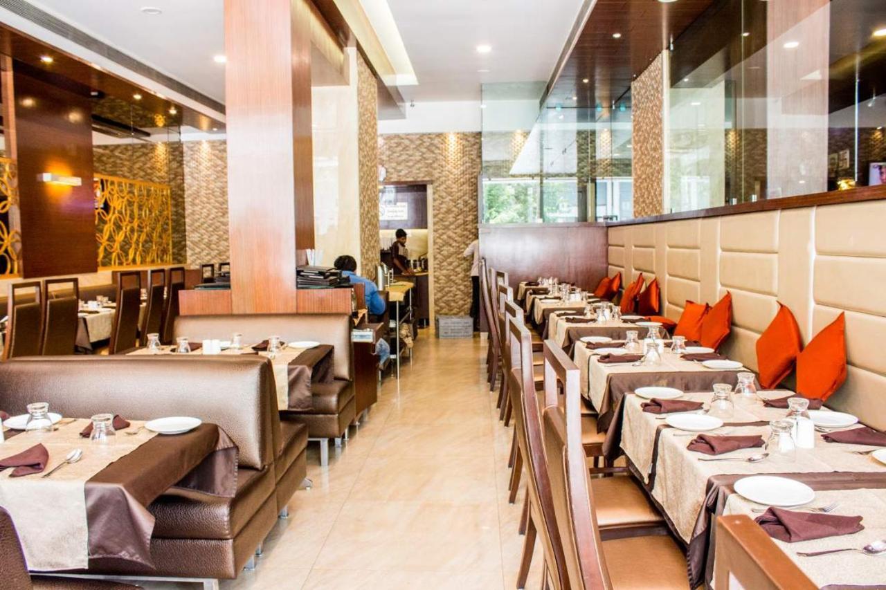 Hotel Corporate Navi Mumbai Bagian luar foto