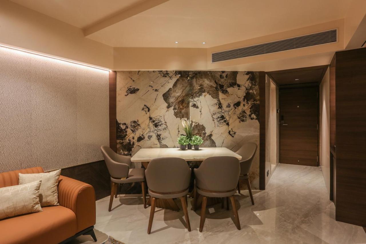 Hotel Corporate Navi Mumbai Bagian luar foto